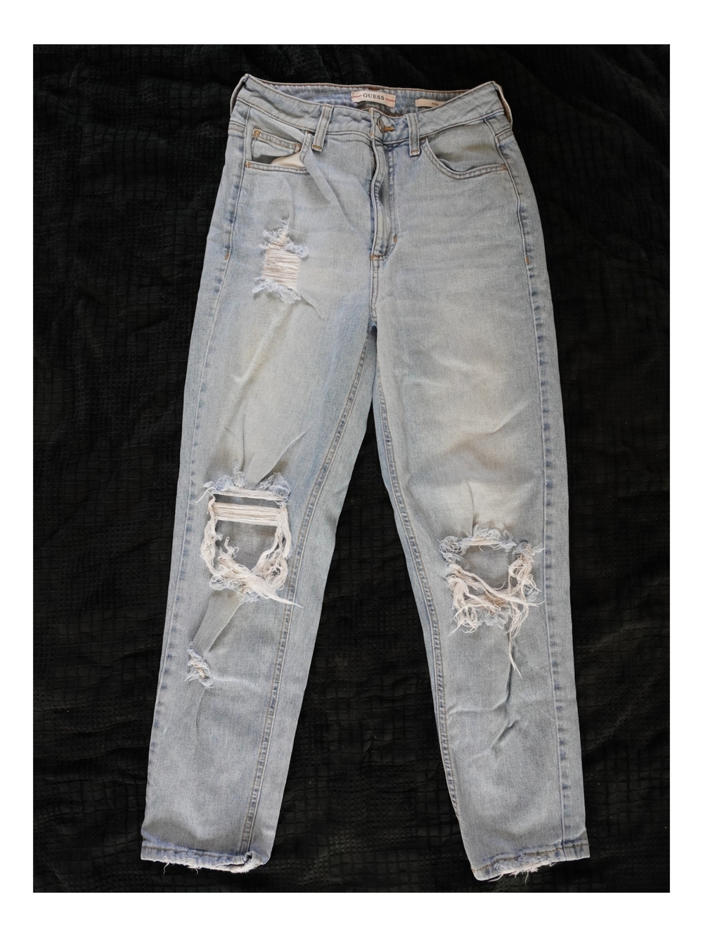 GUESS High Rise Distressed Mom Jeans Light Wash Size 26